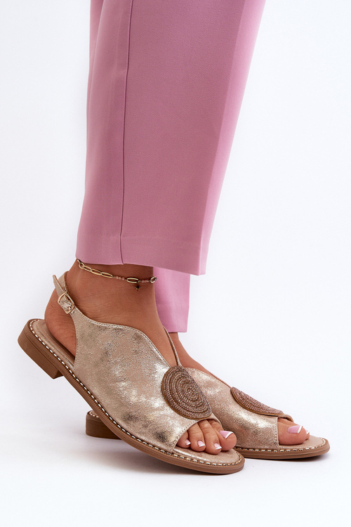 Жіночі босоніжки з орнаментом на плоскій каблуці S.Barski KV24-057 Золотий