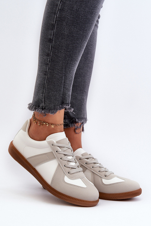 Жіночі низькі спортивні кросівки Білі Cafala