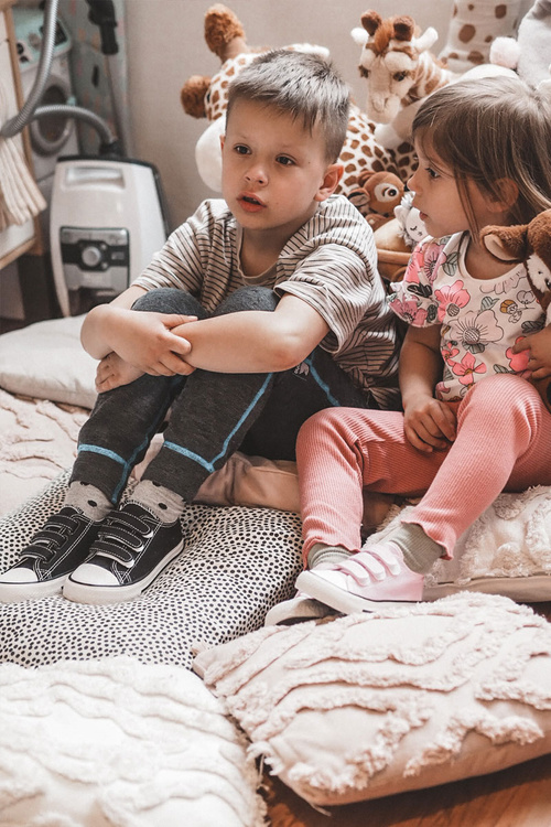 Дитячі кросівки на липучці Чорні Bernie