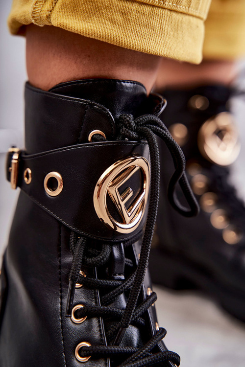 Шкіряні жіночі чоботи на шпильці чорні Leticia