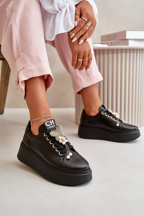 Жіночі шкіряні кросівки з декором CheBello 4292 Бежеві