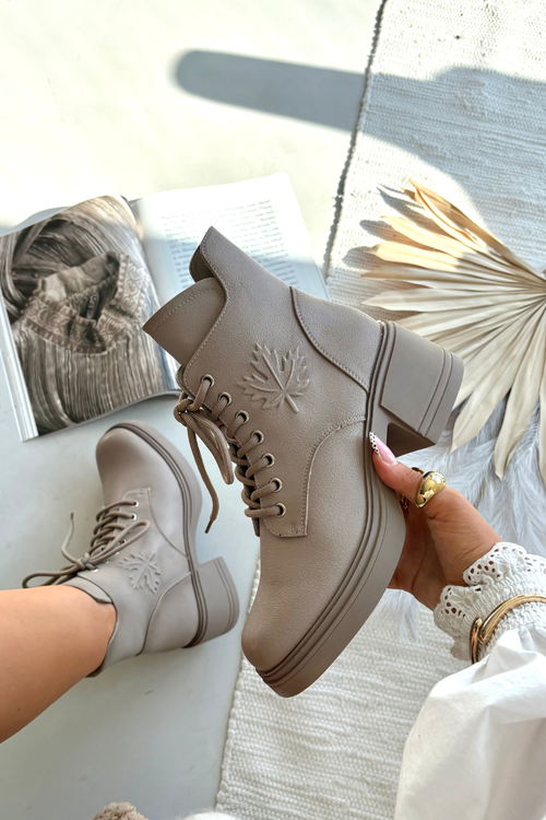 Жіночі шкіряні черевики на платформі з опалюванням Vinceza 39950 бежеві