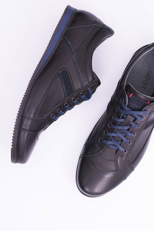Чоловічі шкіряні спортивні півчеревики Sferis Black