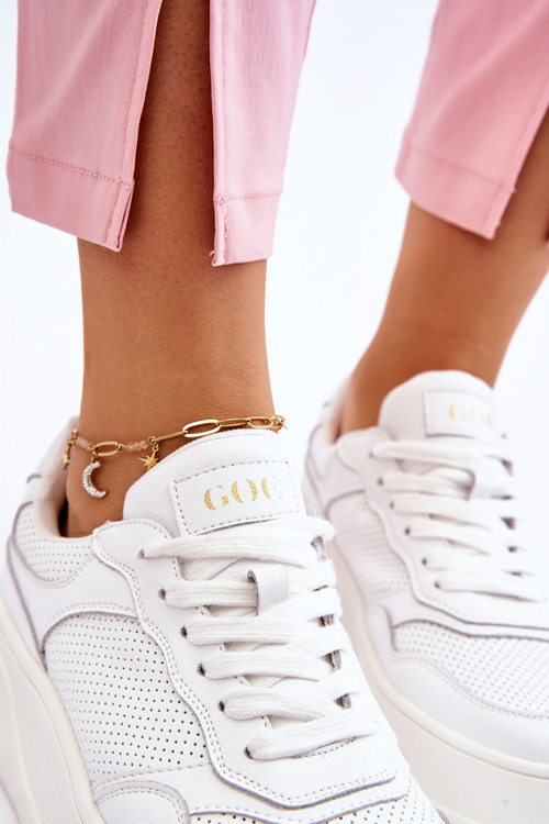 Зручне жіноче спортивне взуття GOE LL2N4054 біло-бежевий