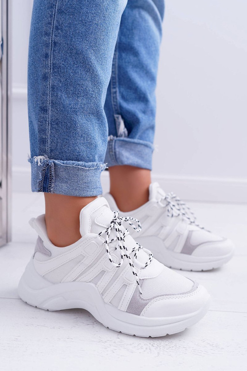 Спортивні жіночі туфлі на товстій підошві білі Fina