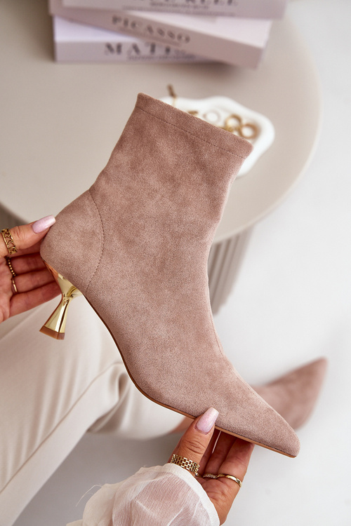 Жіночі черевики на шпильці Еко замшеві з гострими носками бежеві Irithare