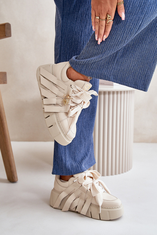 Жіночі шкіряні кросівки з декором CheBello 4292 Бежеві