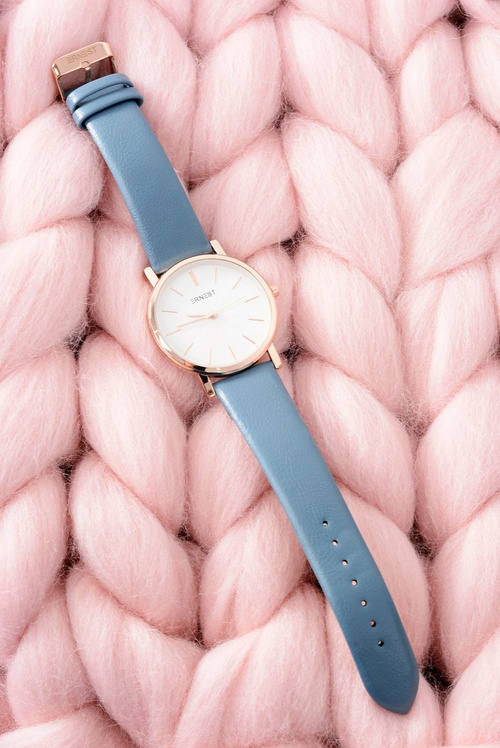 Модний шкіряний жіночий годинник Ernest