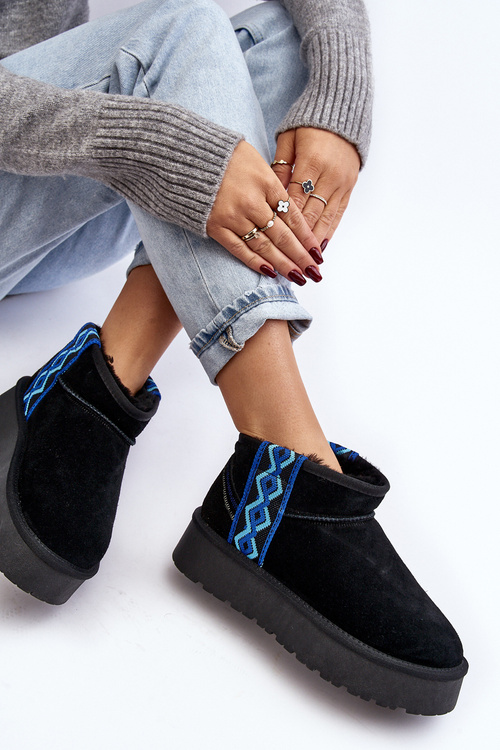 Жіночі снігові черевики на товстій підошві чорного кольору Vebissat