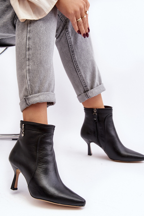 Чоботи жіночі шкіряні на шпильці Maciejka 06301-01 Чорні