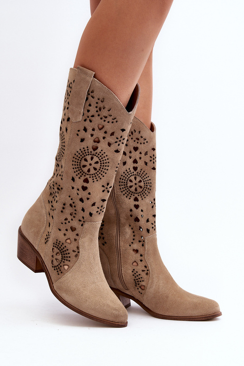 Світло-бежеві замшеві чоботи Zazoo 3396 з вирізом до середини ікри