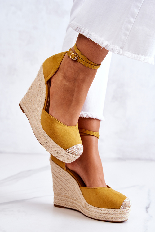 Жовті еспадрільї на танкетці Nemeira