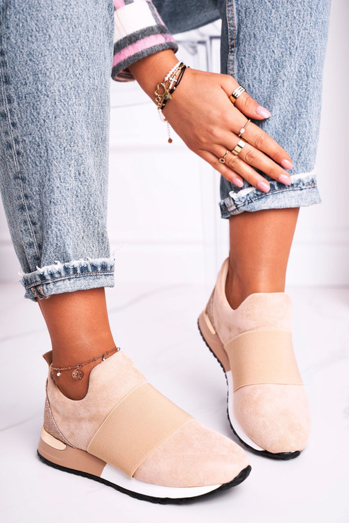 Жіноче спортивне взуття Кросівки Сліпони бежеві щось підказують