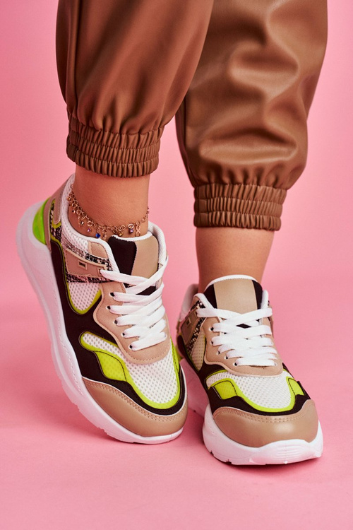 Жіноче спортивне взуття Кросівки White Freak