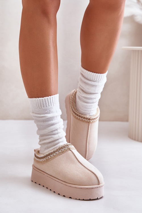 Жіночі зимові черевики на платформі утеплені хутром світло-бежеві Remenia