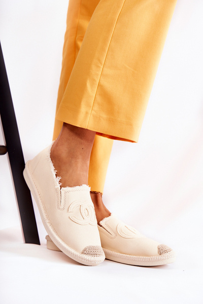 Жіночі еспадрільї бежевого кольору