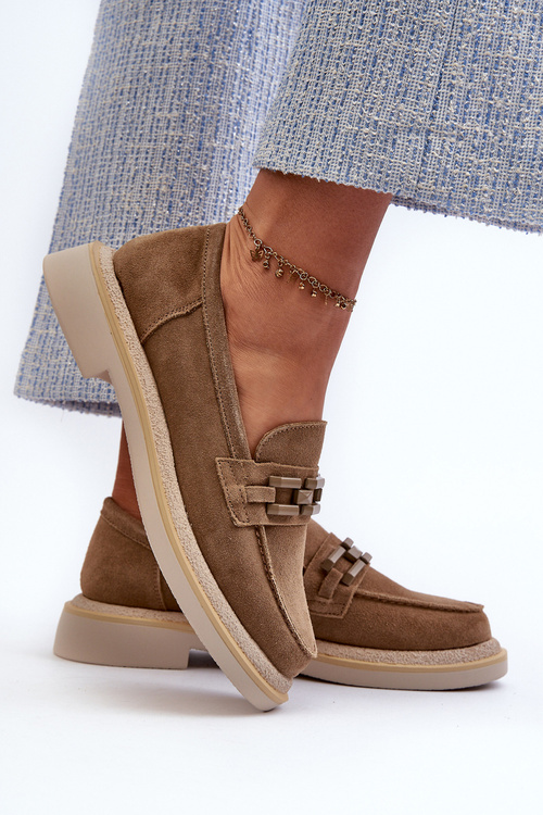 Жіночі замшеві лофери на плоскій каблуці з декором D&A TW101 Коричневий