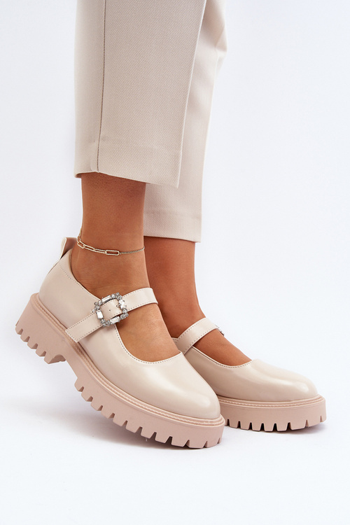 Жіночі бежеві лаковані туфлі з декоративною пряжкою Lindnessa