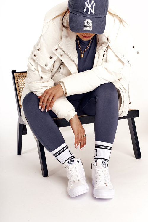 Жіночі високі кросівки на масивній підошві BIG STAR FF274241 Білі