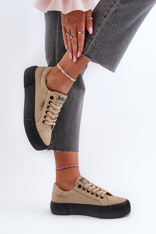 Жіночі кросівки Lee Cooper LCW-24-31-2721 Beige
