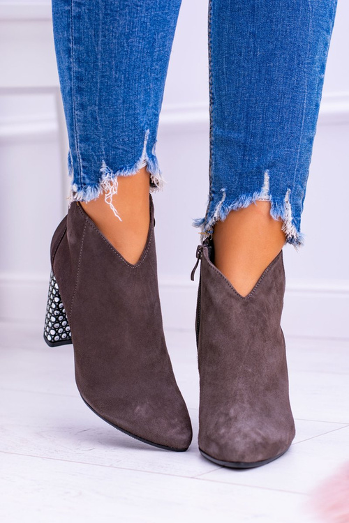 Елегантні замшеві черевики на шпильці Laura Messi хакі 1849