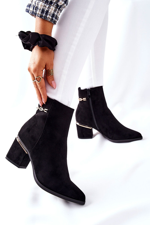 Жіночі замшеві чоботи на каблуці чорні One Step