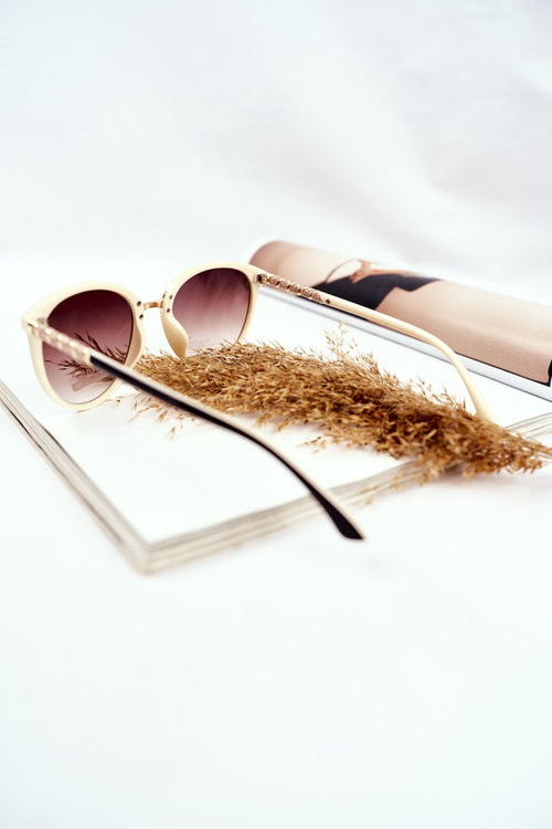 Жіночі сонцезахисні окуляри Prius PR-V68 Black Beige Gradient