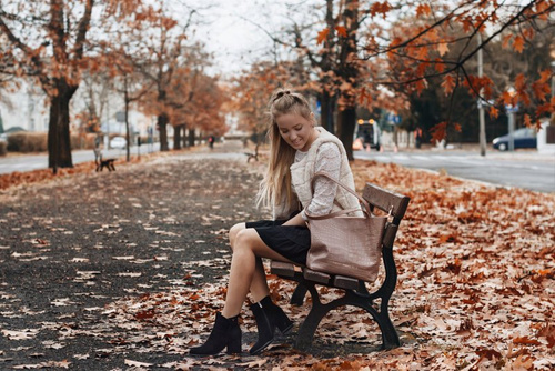 Чоботи жіночі на підборах чорні So Good