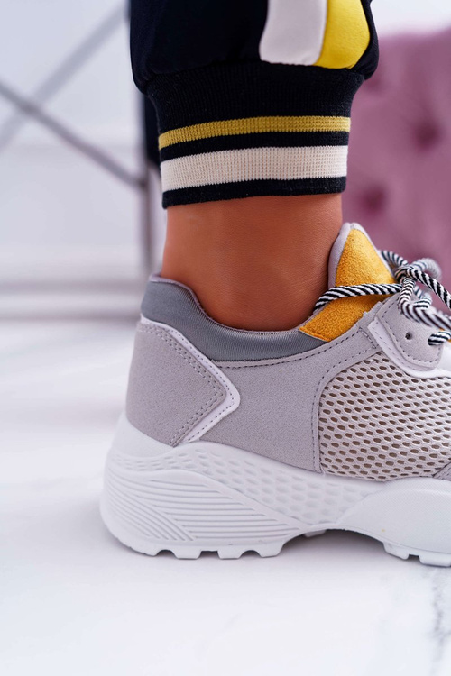 Спортивне жіноче взуття на високій підошві жовтого кольору Chillout