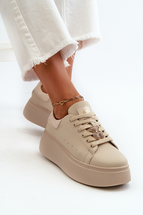 Жіночі шкіряні кросівки на платформі з бантом, бежеві Vinceza 66641