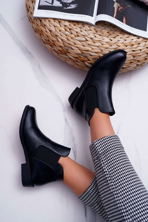 Жіночі черевики на плоскій підошві Чорні Estacanto