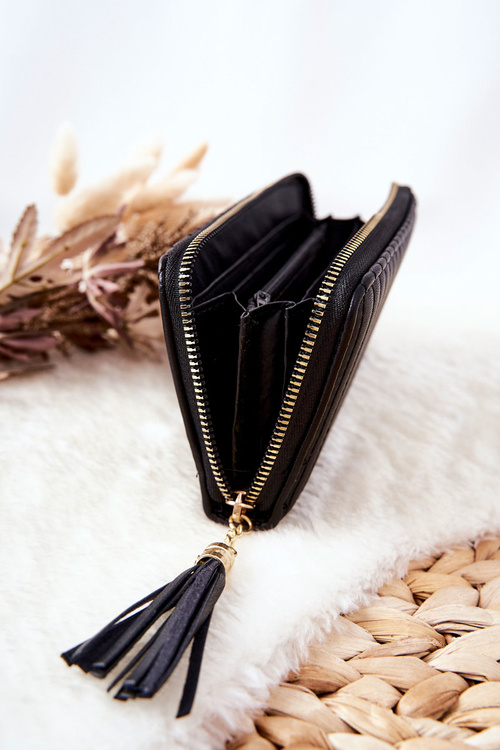 Великий стьобаний гаманець з ремінцем чорного кольору