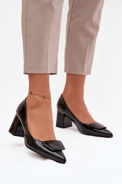 Лаковані туфлі на підборах з оздобленням Чорні Isoline