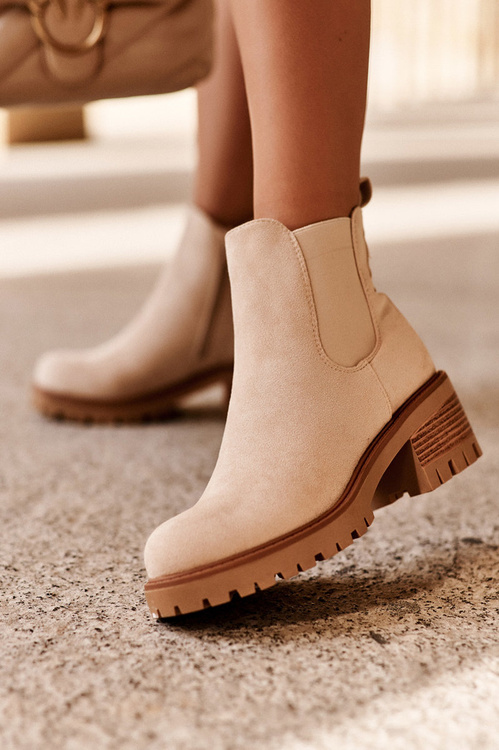 Класичні низькі замшеві ботильйони світло-бежеві Lalyllis