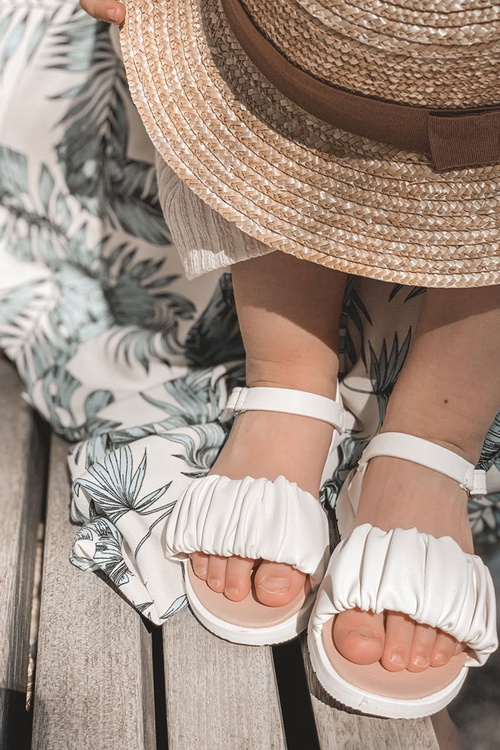 Дитячі босоніжки на липучці білі Aimy