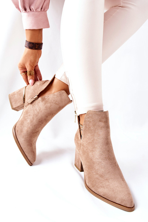 Жіночі замшеві чоботи з вирізами хакі Ноель