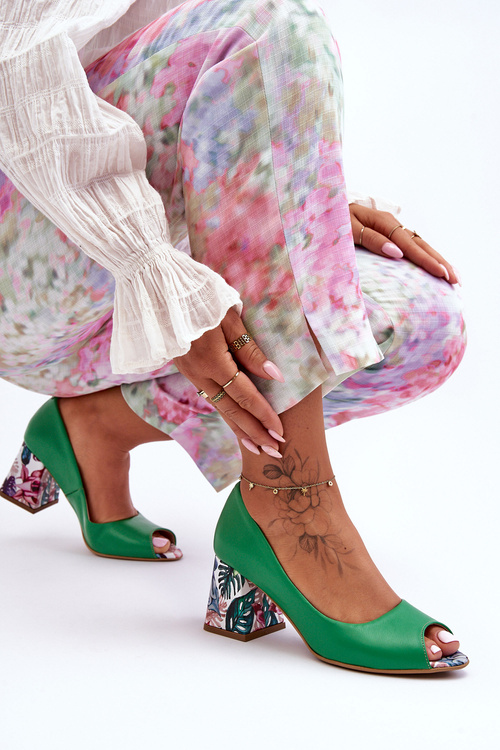 Шкіряні човники з декоративним каблуком Lewski Shoes 2608/K Зелений