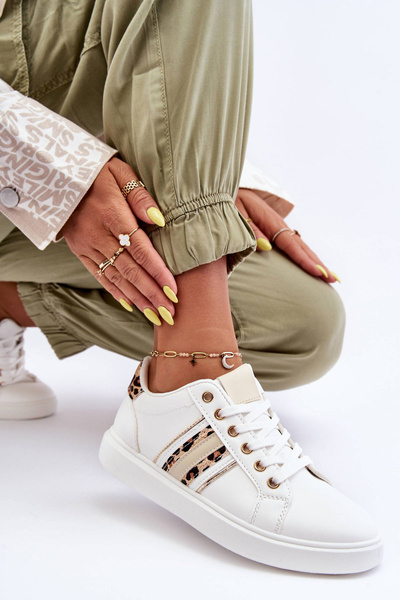 Шкіряне жіноче спортивне взуття з тваринним візерунком Біле Rilee