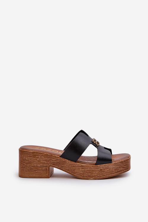 Zazoo 40412 Шкіряні елегантні жіночі шльопанці з золотим декором чорні