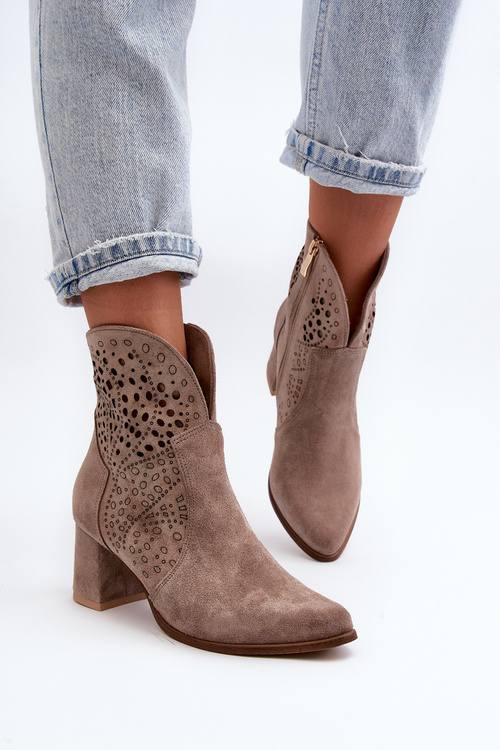 Жіночі бежеві замшеві ажурні чоботи на високих підборах Zazoo 3166/P