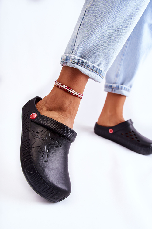 Жіночі світлі тапочки Big Star II275001 Чорні