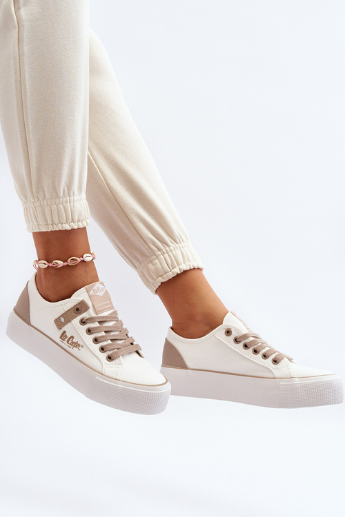 Жіночі тканинні кросівки Lee Cooper LCW-24-31-2198 білі