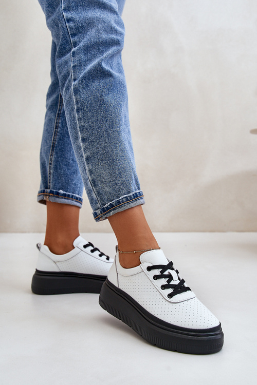 Жіноче спортивне взуття на платформі натуральна шкіра білі 41470 Vinceza