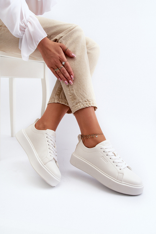 Легкі жіночі кросівки Big Star NN274322 Memory Foam System Білі