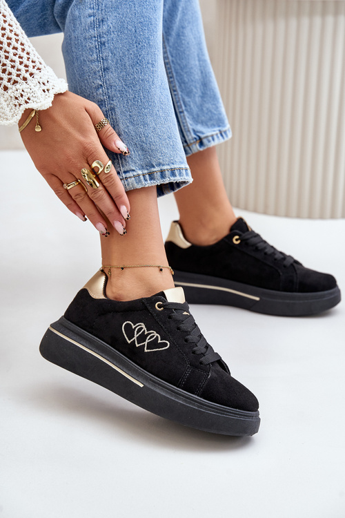Жіночі кросівки на платформі з сердечками чорні Avirorae