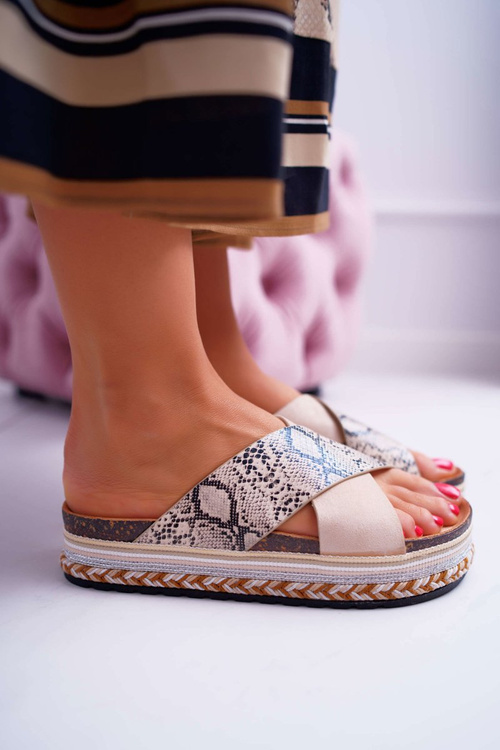 Жіночі шльопанці на платформі бежеві Snake Greta