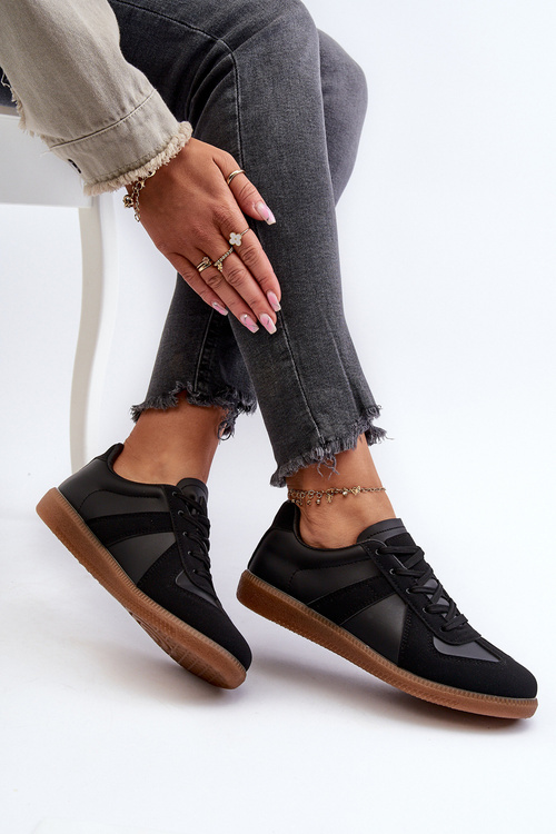 Жіночі низькі спортивні кросівки Білі Cafala