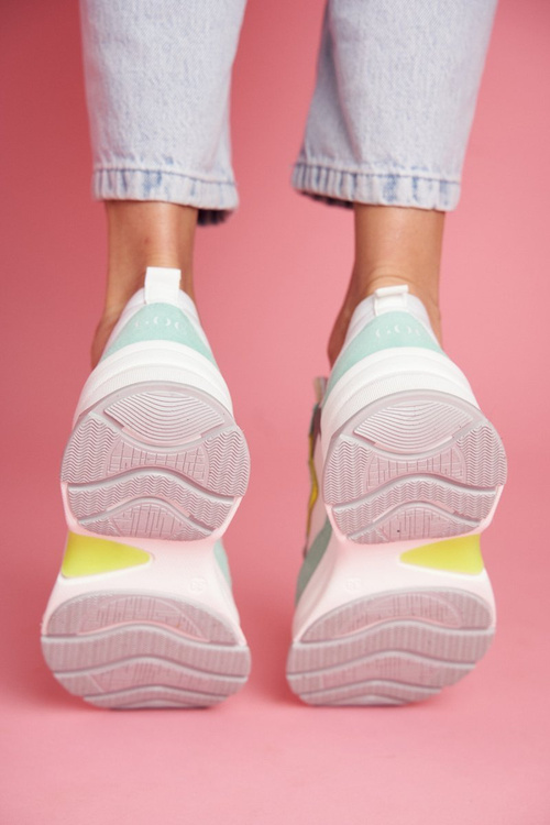 Жіноче спортивне шкіряне взуття GOE White Mint FF2N3011