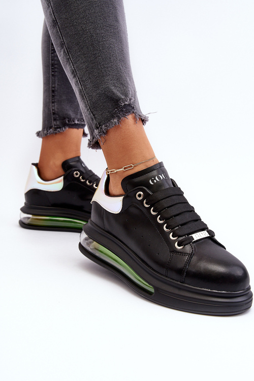 Жіноче спортивне взуття GOE KK2N4073 чорний