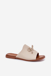 Жіночі сандалі на плоскому каблуку з декоративним зав'язуванням бежеві Норела